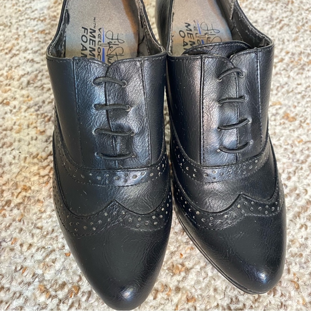 LIFE STRIDE Black Xanti Brogue Booties Heel Velocity Memory Oxford Shooties 6.5 - Picture 5 of 11
